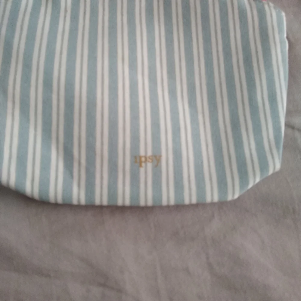 💙 Ipsy Blue Striped Makeup Bag (3 for $20)‎